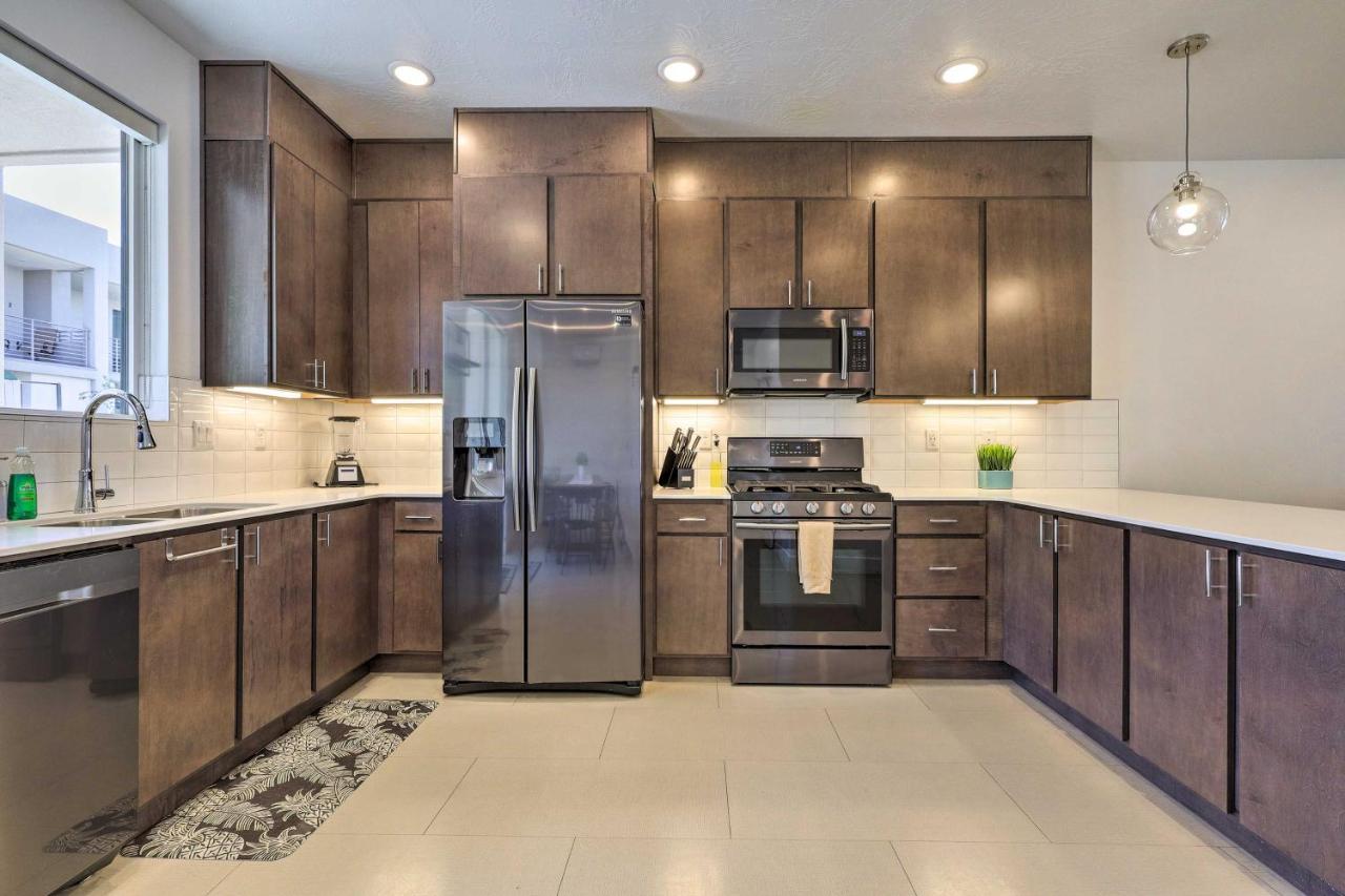 Sunny Resort Townhome And Balcony And Pool Access St. George Bagian luar foto